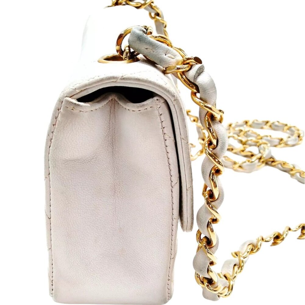 9191605AK (S6) Chanel Crossbody Bag Matelasse White Lambskin - Picture 6 of 12